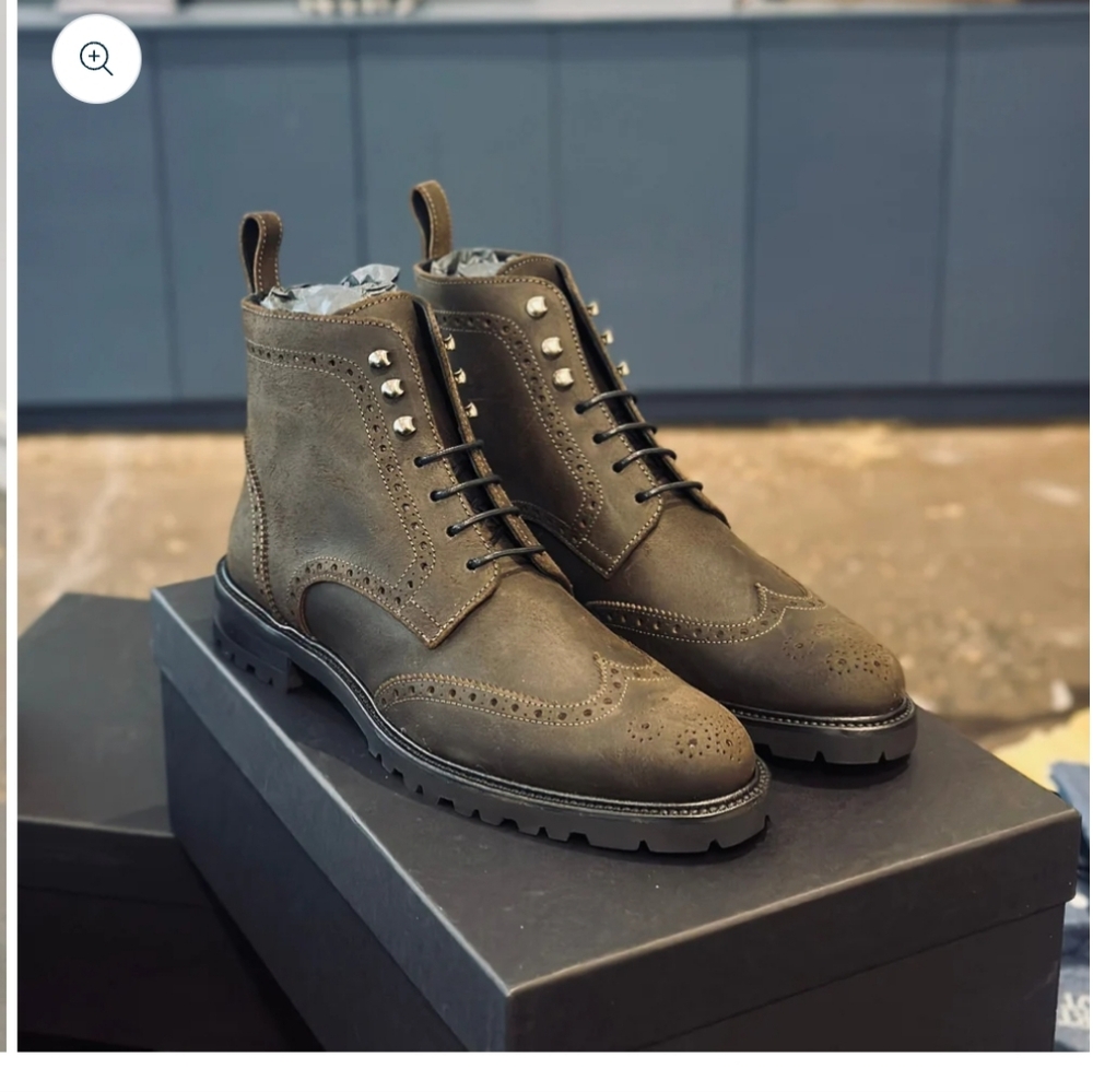 Alberta Boot Co | Women's Waxed Suede Lace-Up Boot Size 7